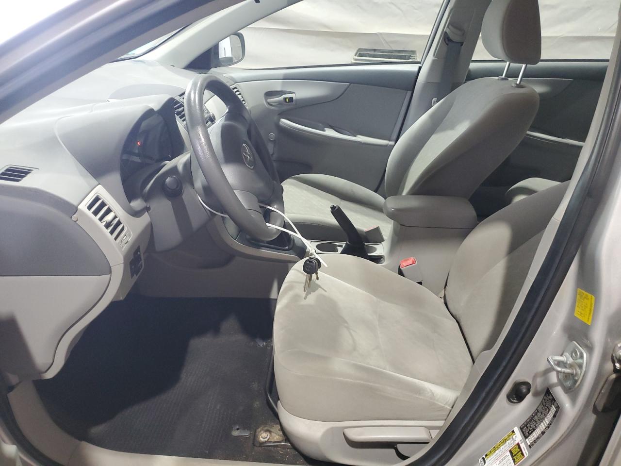 2010 Toyota Corolla Base VIN: 2T1BU4EE7AC462801 Lot: 71975865