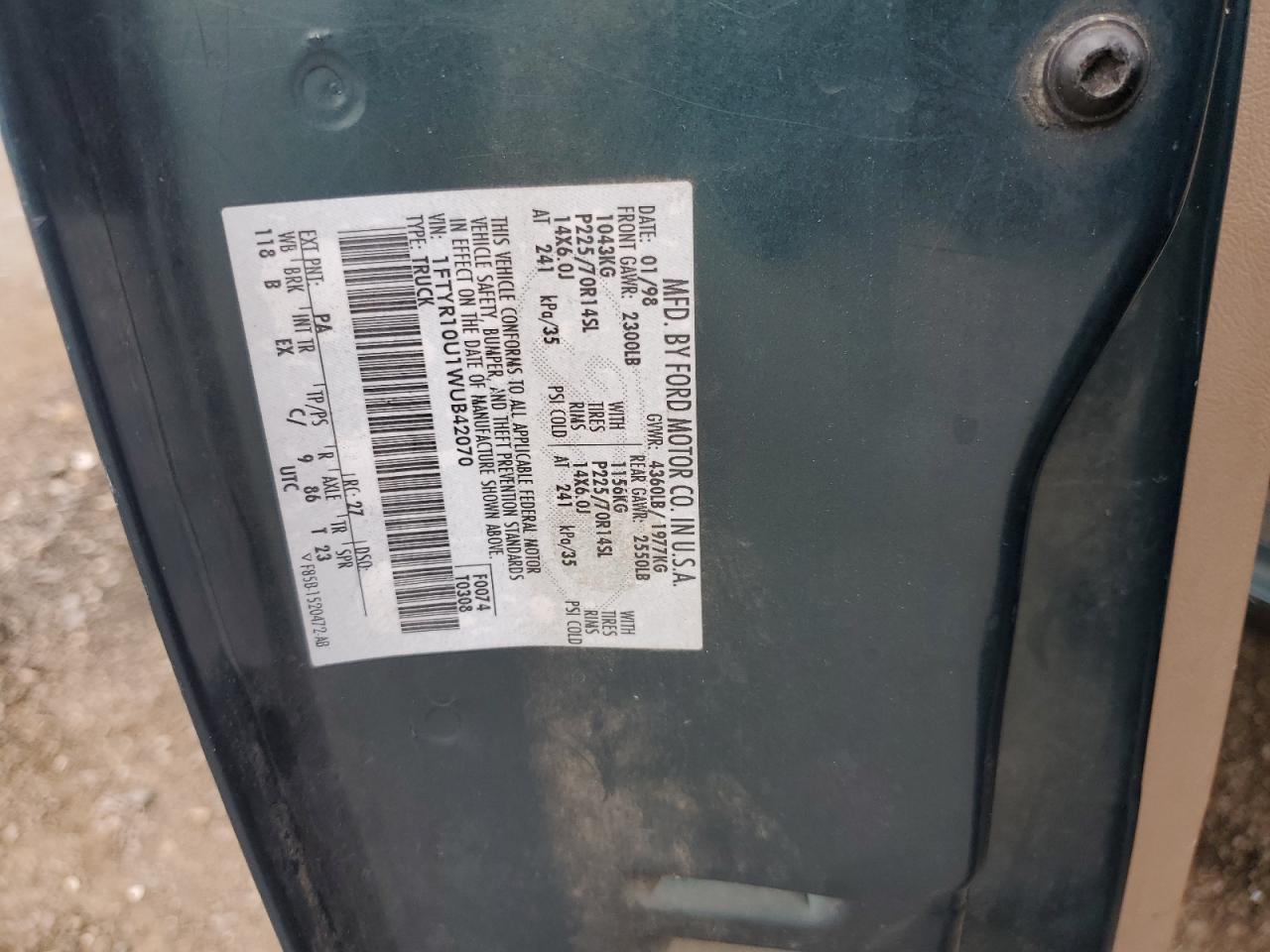 1998 Ford Ranger VIN: 1FTYR10U1WUB42070 Lot: 81601465