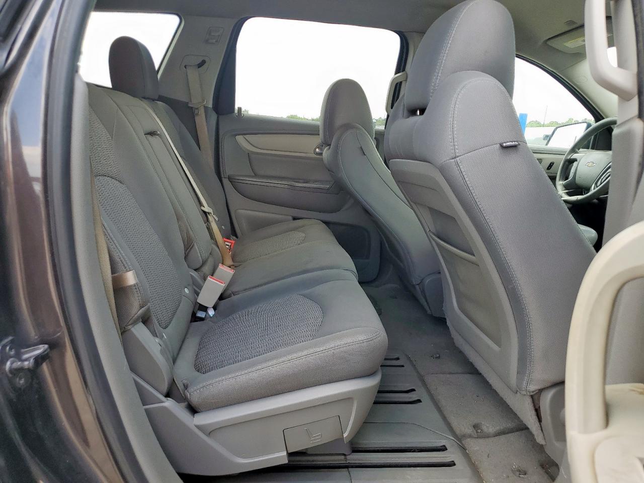 2016 Chevrolet Traverse Ls VIN: 1GNKRFKD2GJ328307 Lot: 71092625