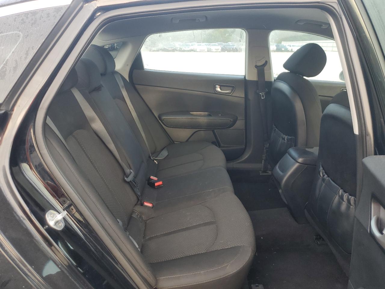 2016 Kia Optima Lx VIN: 5XXGT4L31GG037554 Lot: 80690535