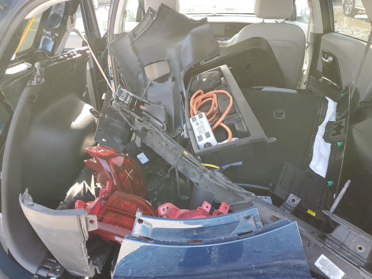 2022 Kia Niro Ex VIN: KNDCD3LD2N5546908 Lot: 81899085