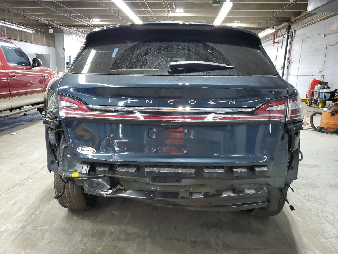 2023 Lincoln Nautilus Reserve VIN: 2LMPJ8KP8PBL24715 Lot: 84453195