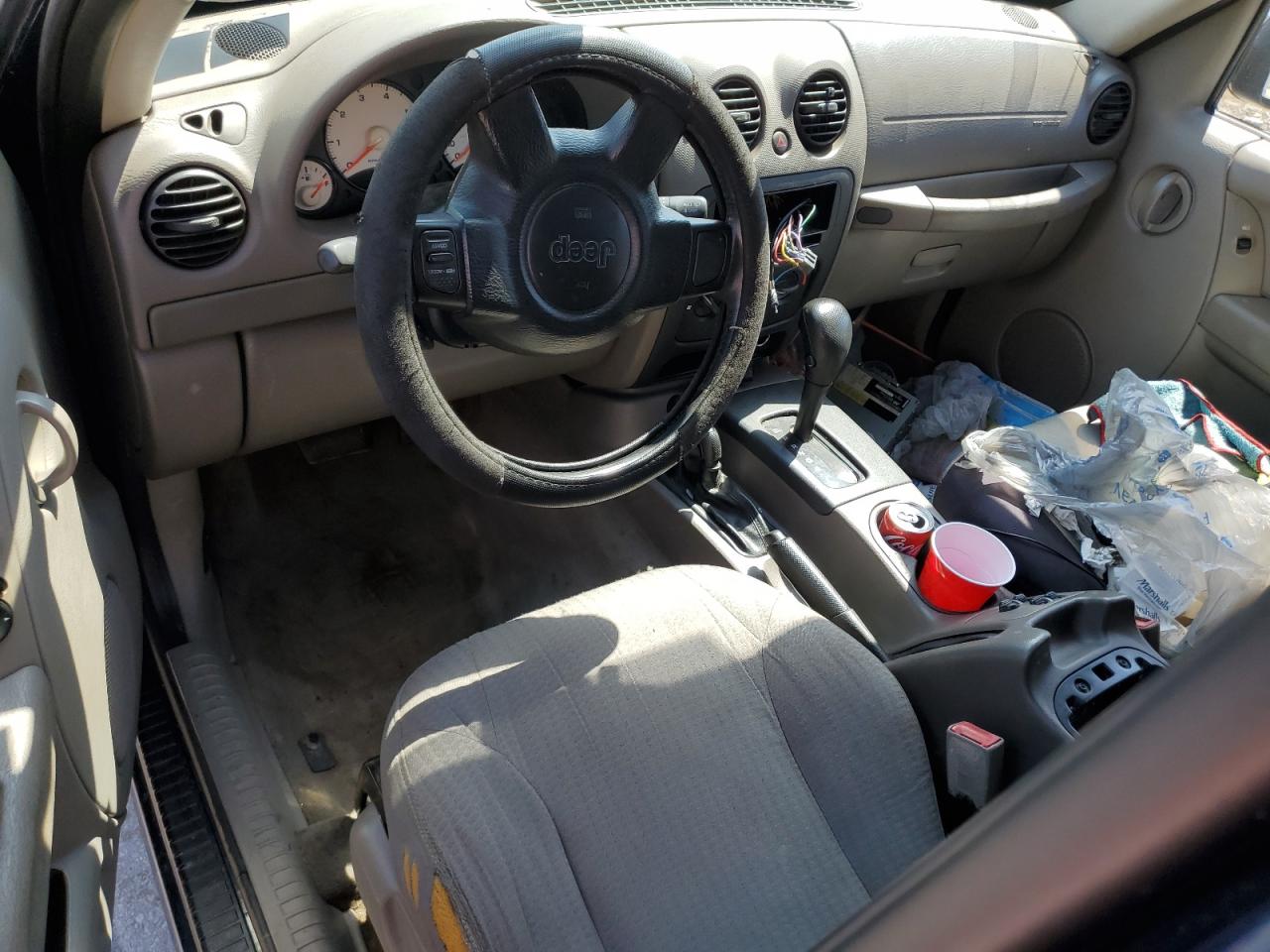 2004 Jeep Liberty Sport VIN: 1J4GL48K74W271654 Lot: 71151785