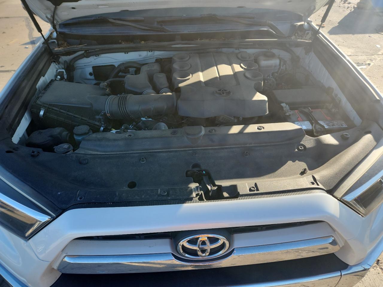 2016 Toyota 4Runner Sr5/Sr5 Premium VIN: JTEBU5JR4G5394859 Lot: 84044205