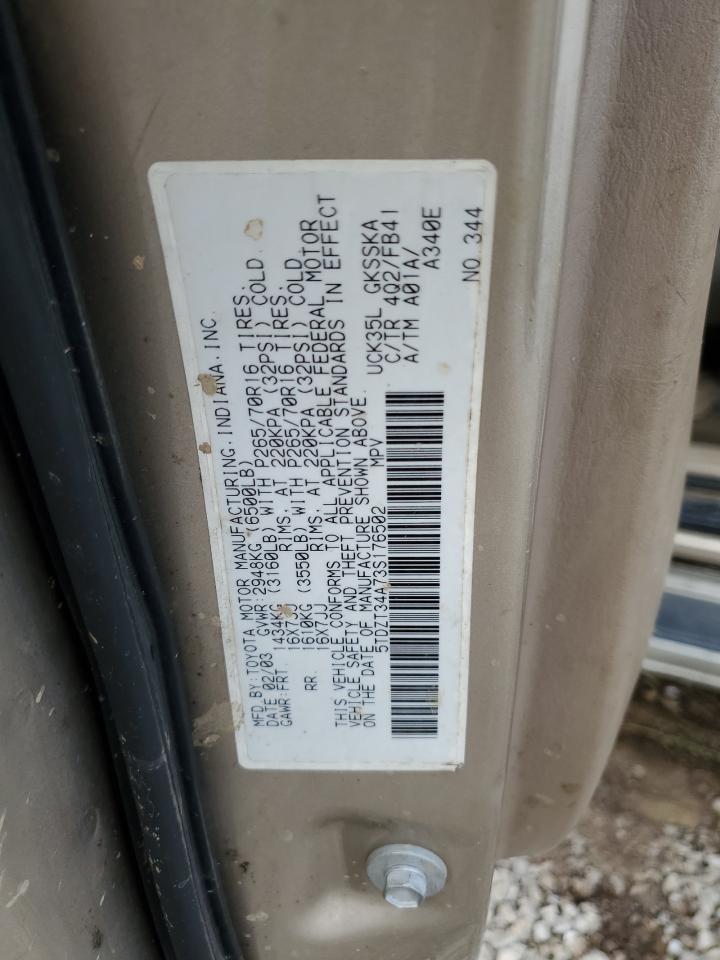 2003 Toyota Sequoia Sr5 VIN: 5TDZT34A73S176572 Lot: 70682965