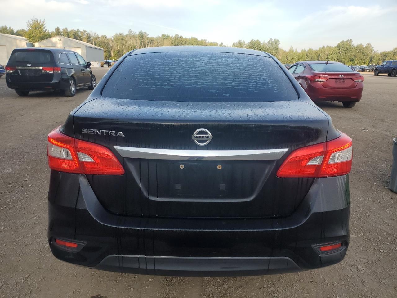 2016 Nissan Sentra S VIN: 3N1AB7AP9GL647192 Lot: 68676675