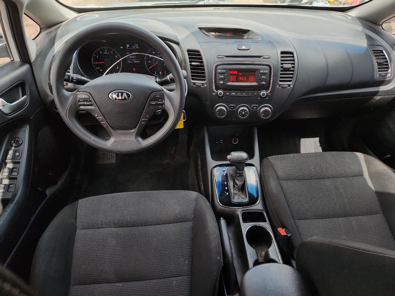 2018 Kia Forte Lx VIN: 3KPFK4A70JE195338 Lot: 71860595