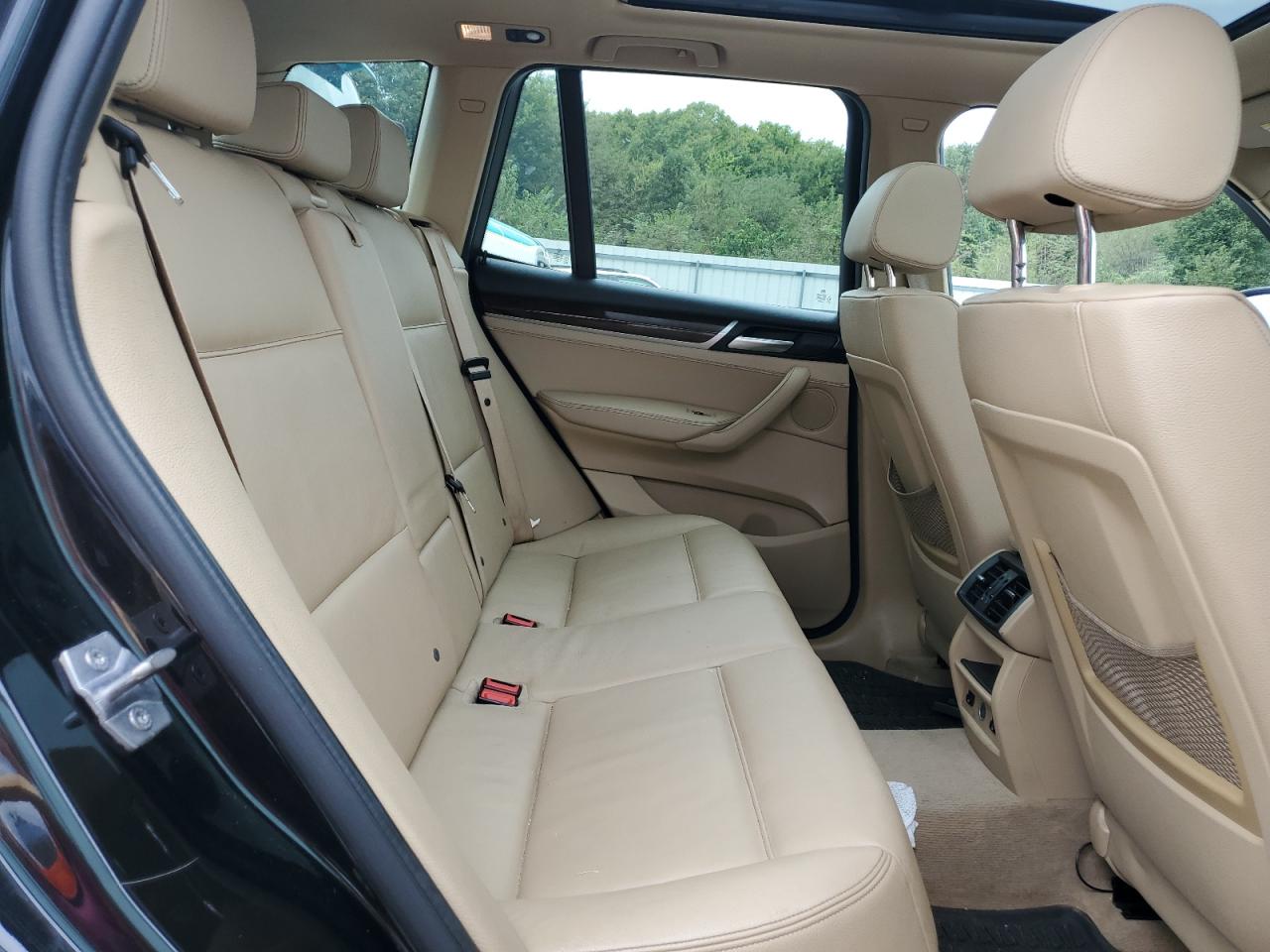 2015 BMW X3 xDrive28I VIN: 5UXWX9C53F0D48001 Lot: 81547735
