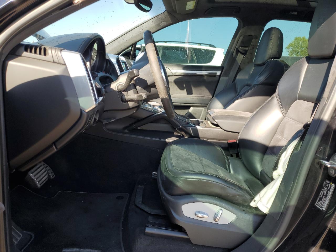 2013 Porsche Cayenne Gts VIN: WP1AD2A23DLA76450 Lot: 84549495