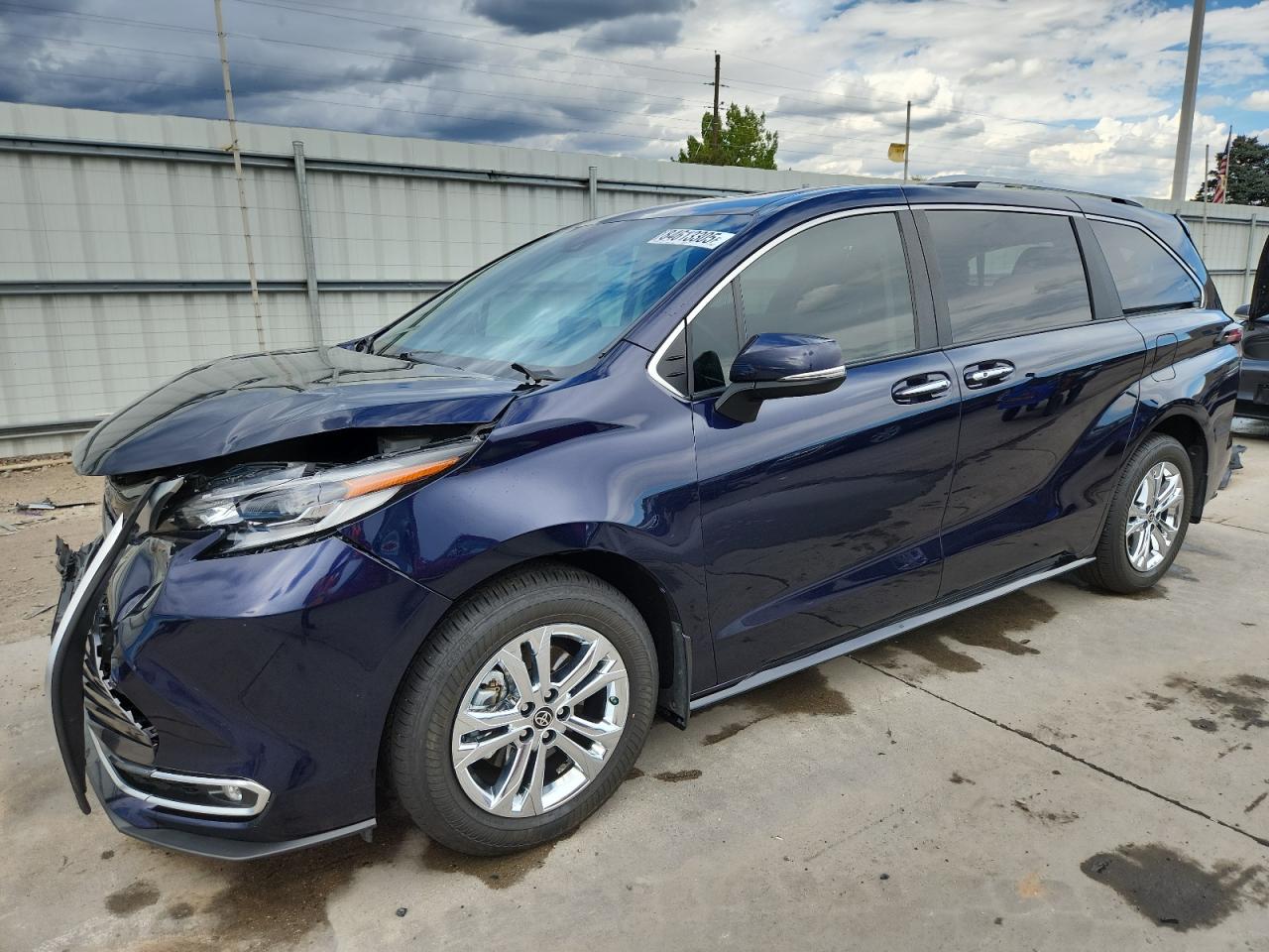 2022 Toyota Sienna Limited