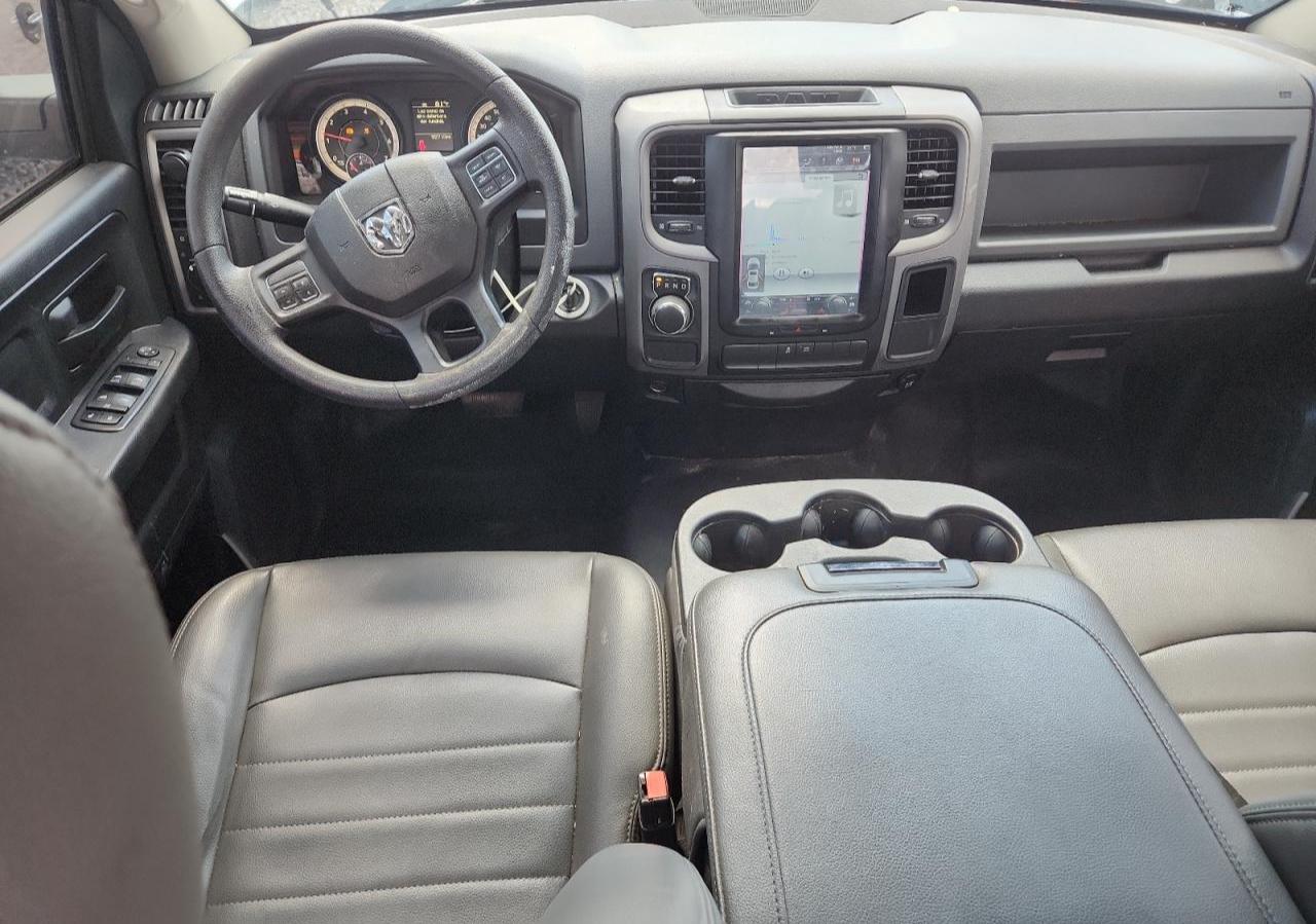 2017 Ram 1500 St VIN: 1C6RR6FG4HS551060 Lot: 82169745