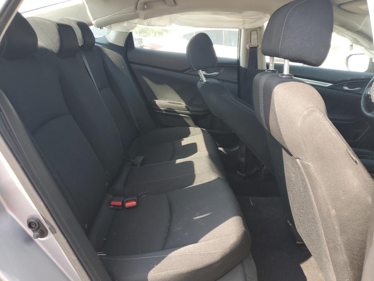 2019 Honda Civic Lx VIN: 19XFC2F65KE018559 Lot: 71550855