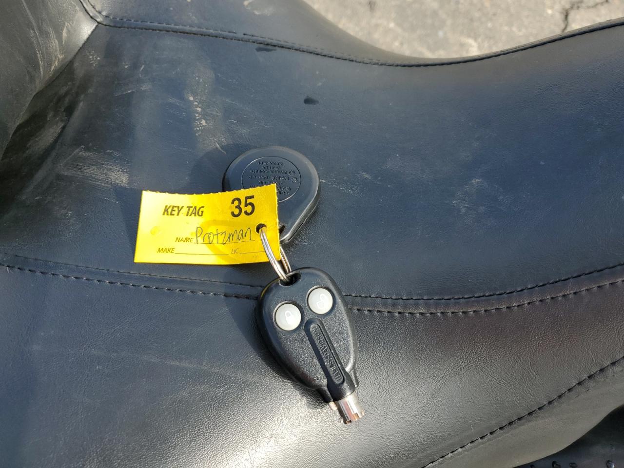 2013 Harley-Davidson Flhtcuse Cvo Ultra Classic Electra Glide VIN: 1HD1PR837DB962694 Lot: 81624465