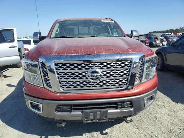 Пикапы NISSAN TITAN 2016 Красный