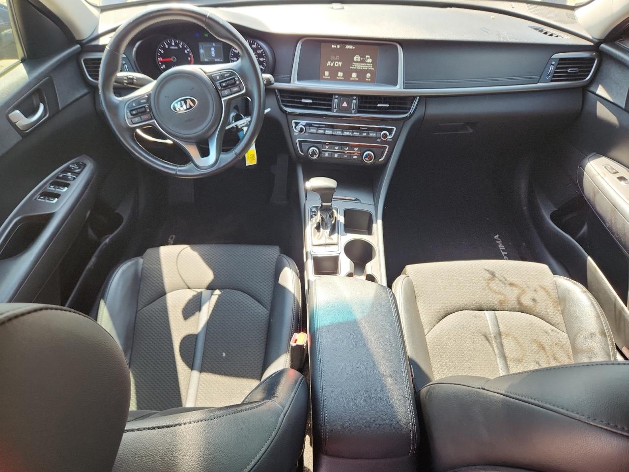 2018 Kia Optima Lx VIN: 5XXGT4L38JG208257 Lot: 81126185