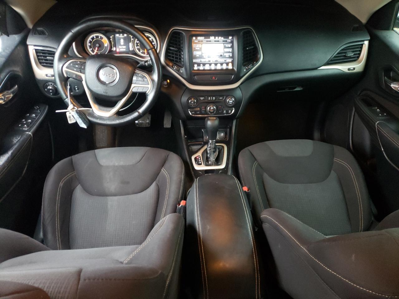 2016 Jeep Cherokee Latitude VIN: 1C4PJLCS6GW108429 Lot: 81895265