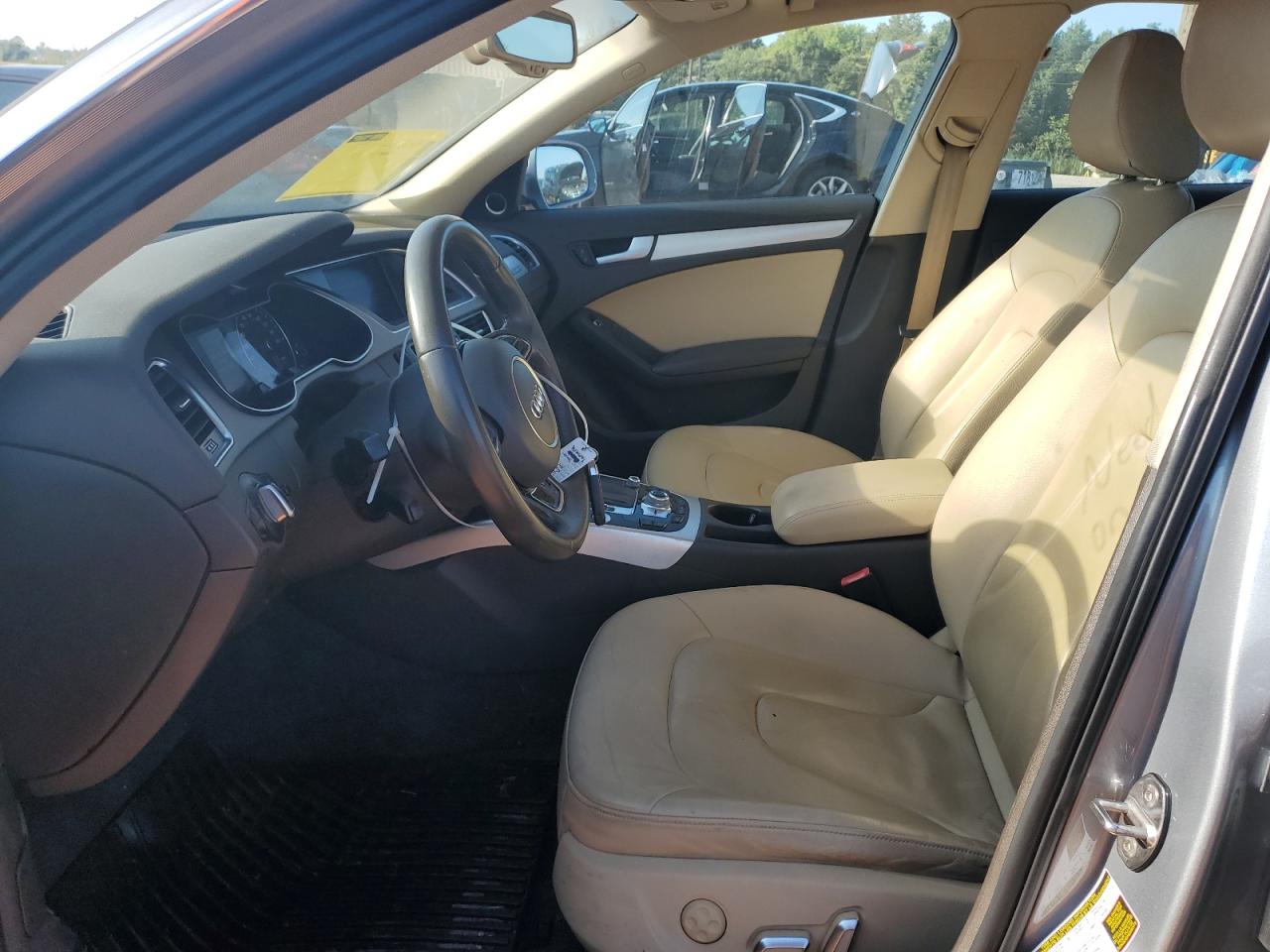2015 Audi A4 Premium Plus VIN: WAUFFAFL1FN022579 Lot: 72083015