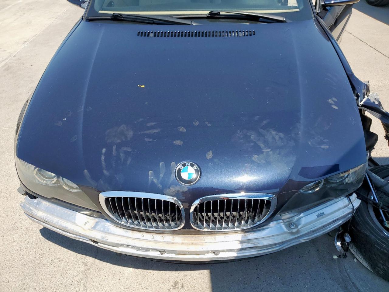 2005 BMW 325 Ci VIN: WBABW33435PX83320 Lot: 71815505