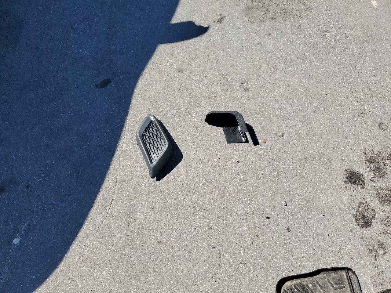 2015 Nissan Rogue S VIN: KNMAT2MV9FP532618 Lot: 80868145