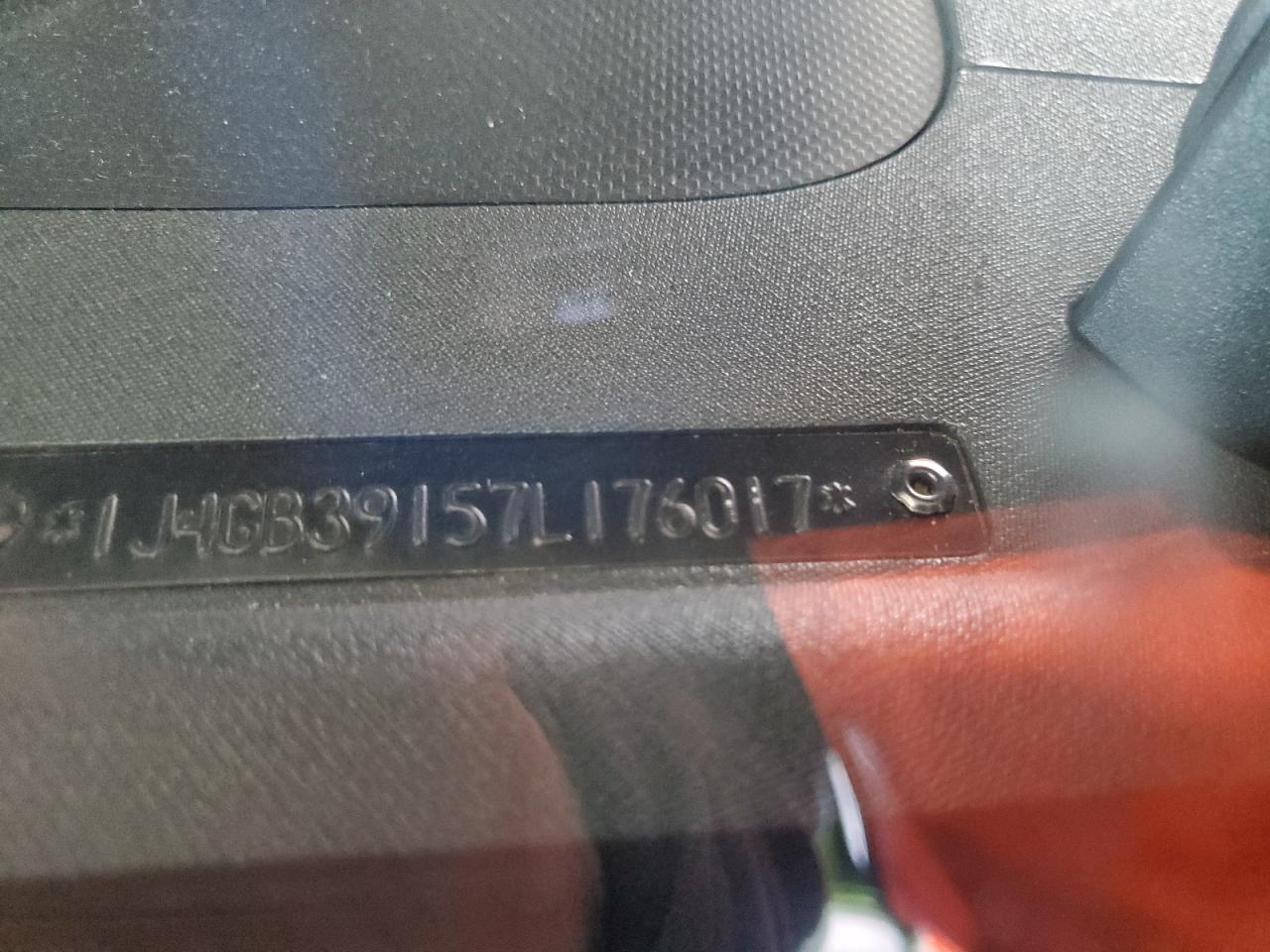 2007 Jeep Wrangler X VIN: 1J4GB39157L176017 Lot: 83761105