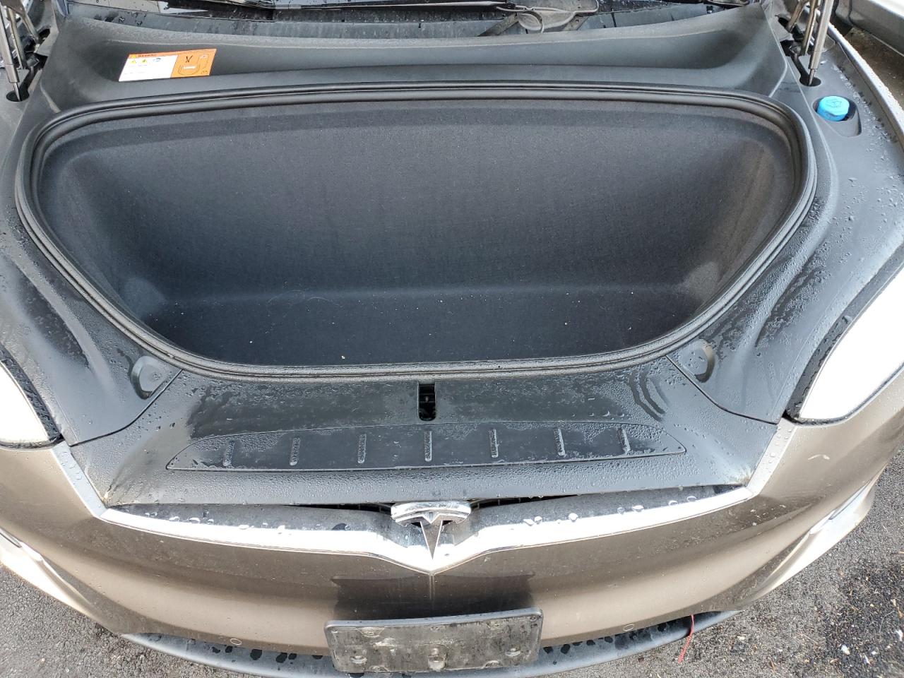 2016 Tesla Model X VIN: 5YJXCBE23GF012201 Lot: 81342695