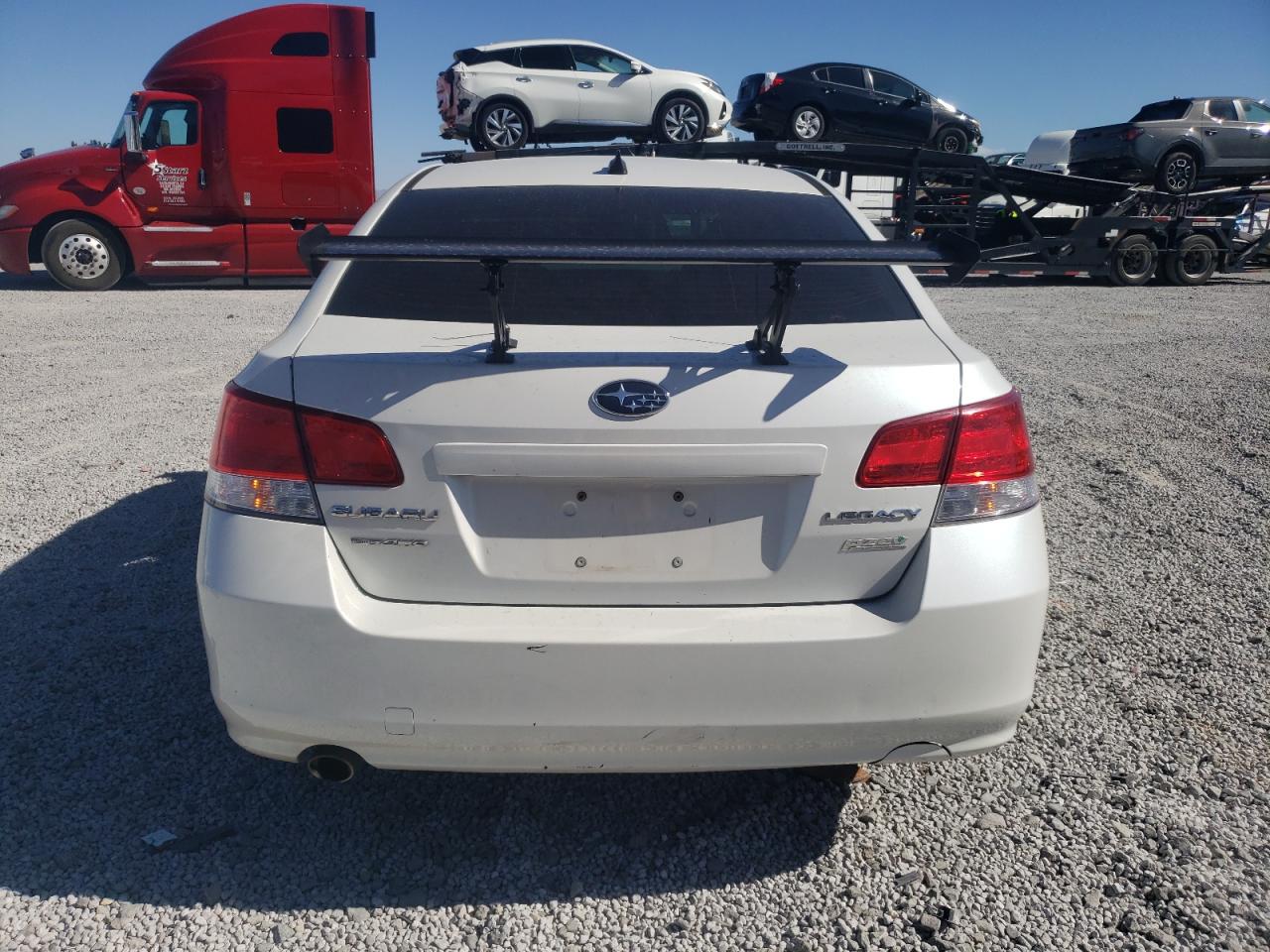 2011 Subaru Legacy 2.5I Limited VIN: 4S3BMBJ64B3229018 Lot: 81726035