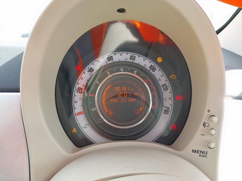 2011 FIAT 500 LOUNGE 