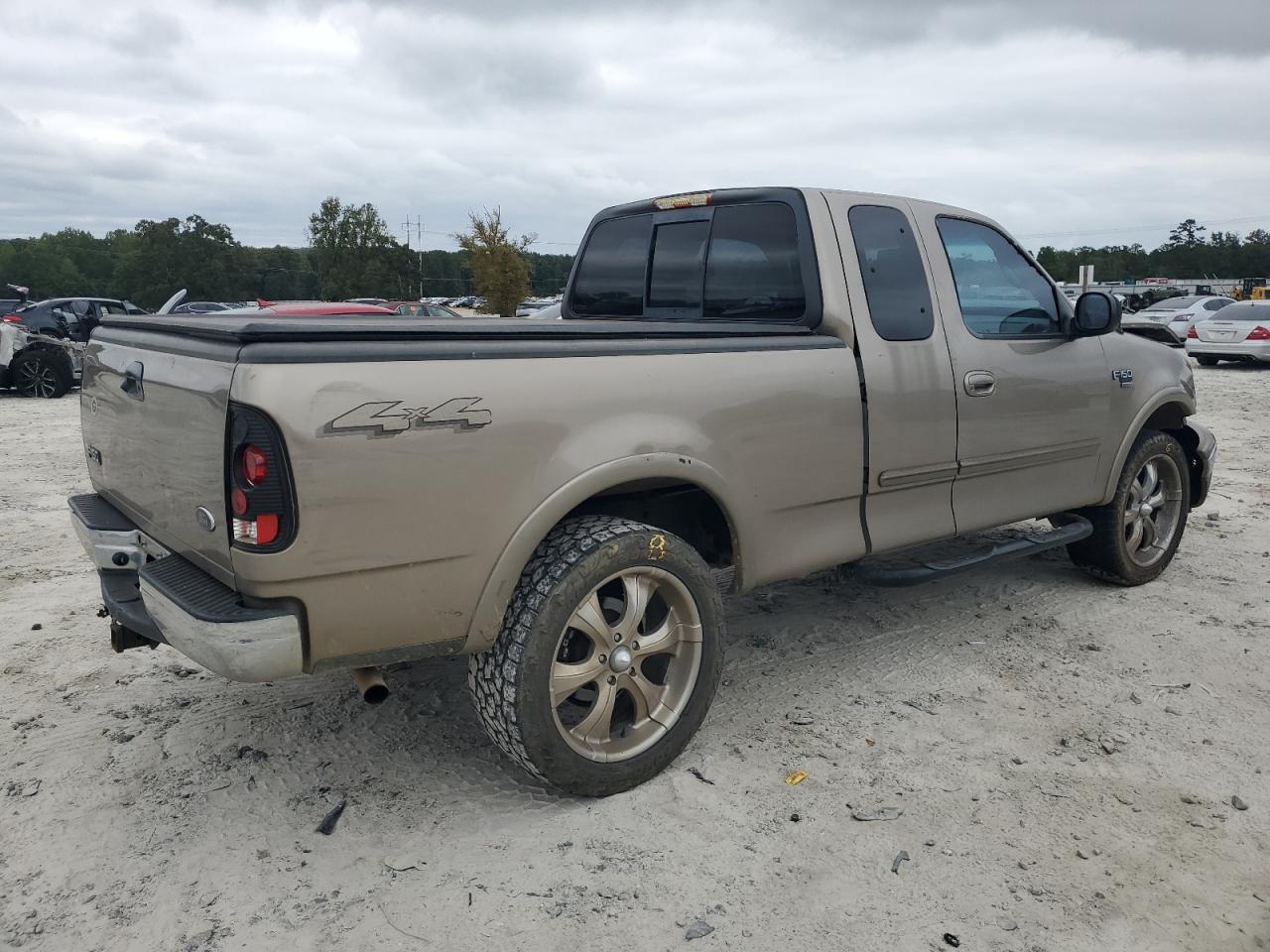 2002 Ford F150 VIN: 1FTRX18L42KB04604 Lot: 81893275