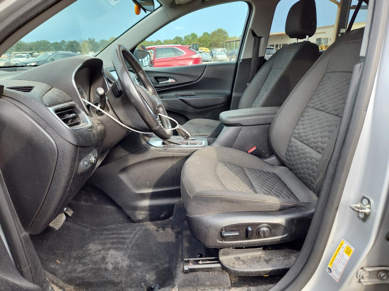 2018 Chevrolet Equinox Lt VIN: 2GNAXJEV8J6206676 Lot: 81711395