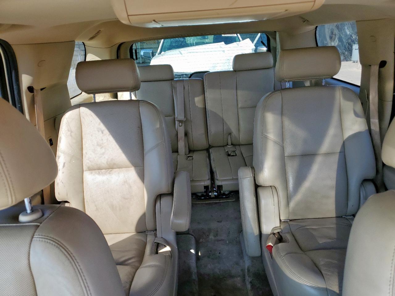 2010 Chevrolet Tahoe C1500 Ltz VIN: 1GNUCCE01AR185652 Lot: 83857405