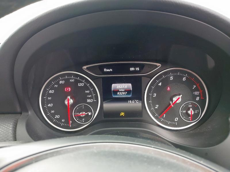2017 MERCEDES-BENZ A 160 SE 