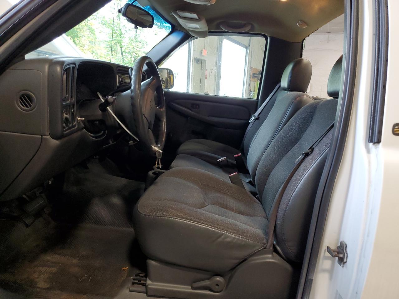 2005 Chevrolet Silverado C1500 VIN: 1GCEC14XX5Z209369 Lot: 82141285