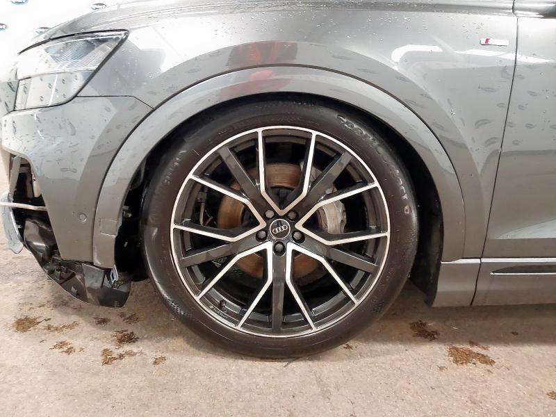 2021 AUDI Q8 SLN VOR 55 TFSI MHEV Q 