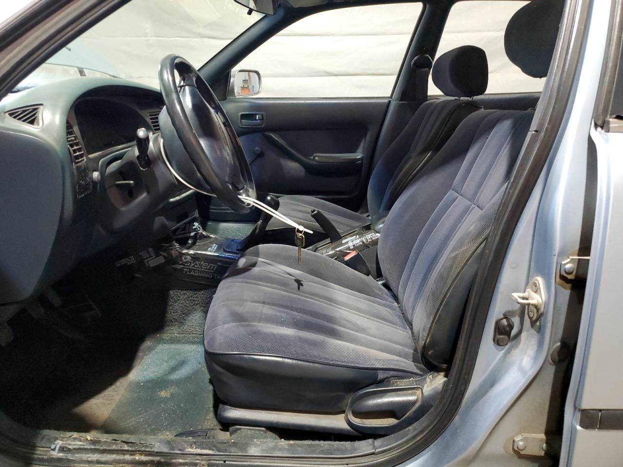 1992 Toyota Camry Dlx VIN: 4T1SK11E8NU033763 Lot: 71213945