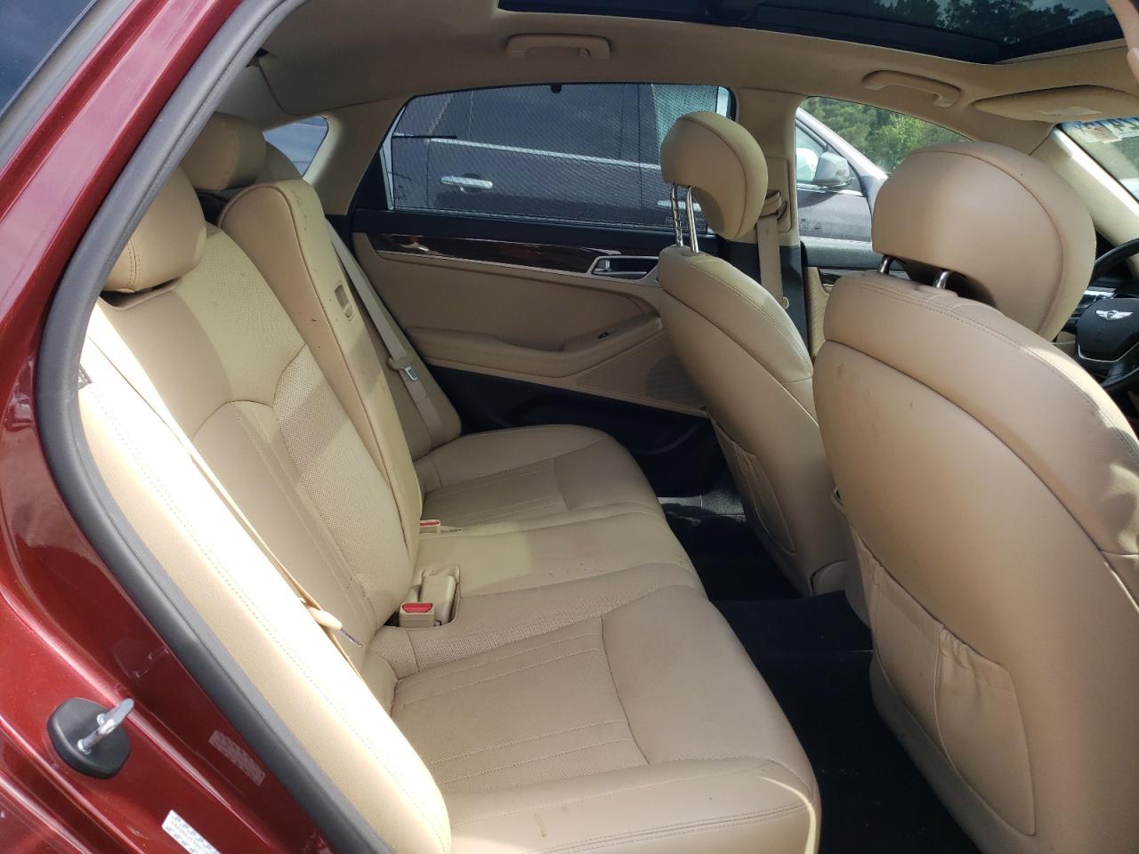 2016 Hyundai Genesis 3.8L VIN: KMHGN4JE3GU110122 Lot: 71872415