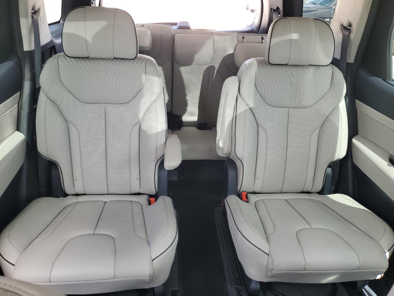 2024 Hyundai Palisade Calligraphy VIN: KM8R7DGE0RU754917 Lot: 81896905