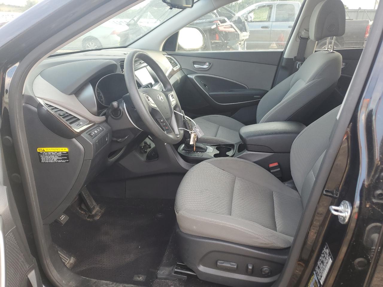 2017 Hyundai Santa Fe Se VIN: KM8SMDHFXHU231517 Lot: 83754355