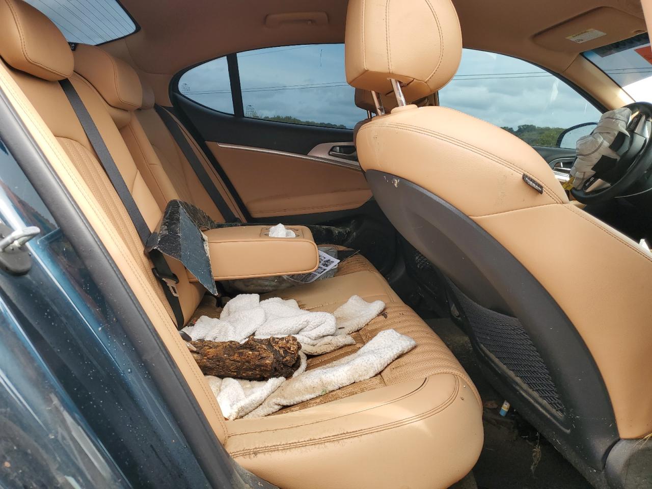 2022 Genesis G70 Base VIN: KMTG54TE0NU088340 Lot: 83930665