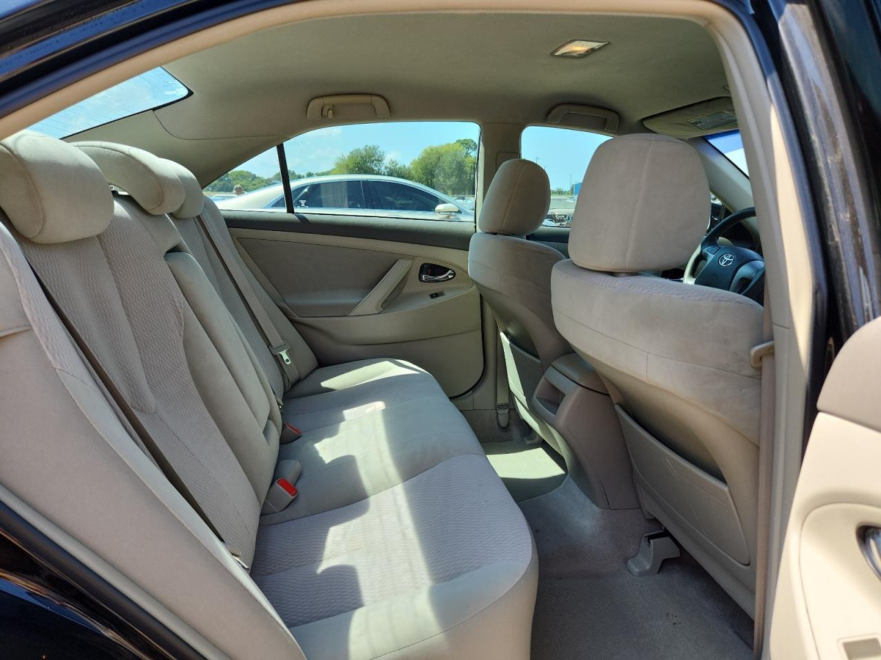 2010 Toyota Camry Base VIN: 4T1BF3EK3AU109562 Lot: 71925835