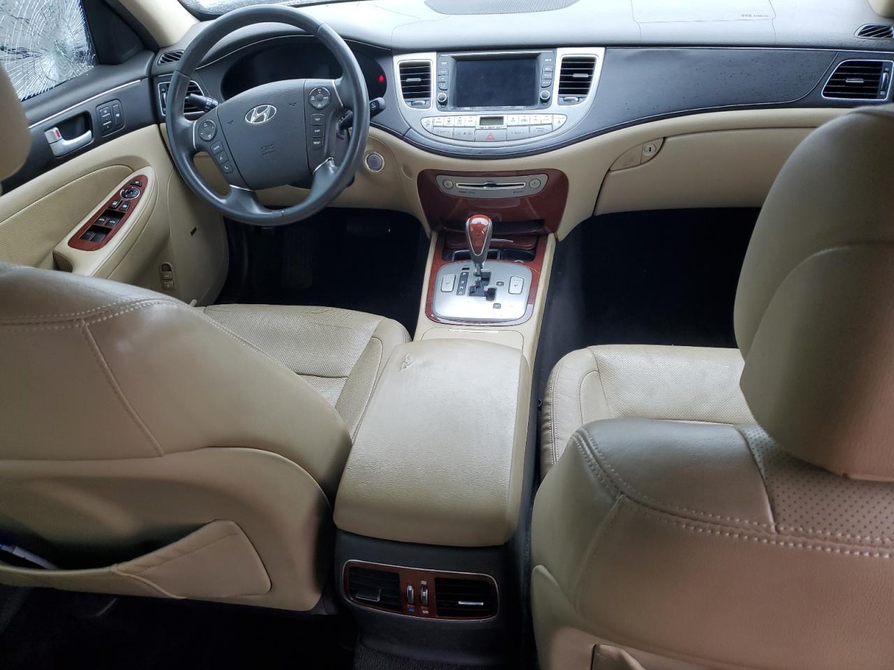 2012 Hyundai Genesis 3.8L VIN: KMHGC4DDXCU184608 Lot: 84484965