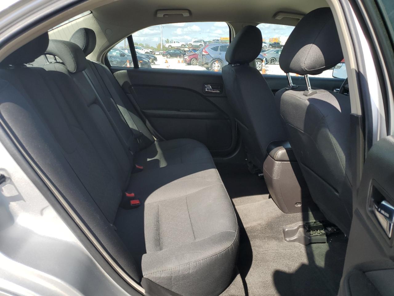 2012 Ford Fusion Se VIN: 3FAHP0HA8CR136172 Lot: 81899705