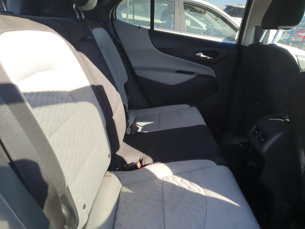 2018 Chevrolet Equinox Lt VIN: 2GNAXJEV8J6270619 Lot: 84189055