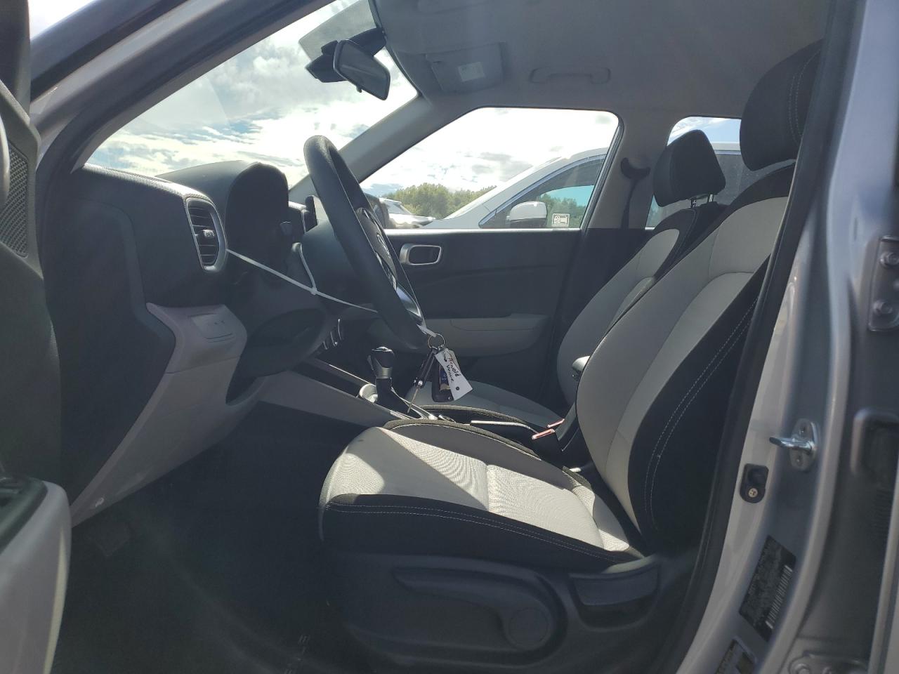 2020 Hyundai Venue Sel VIN: KMHRC8A37LU019773 Lot: 71852295