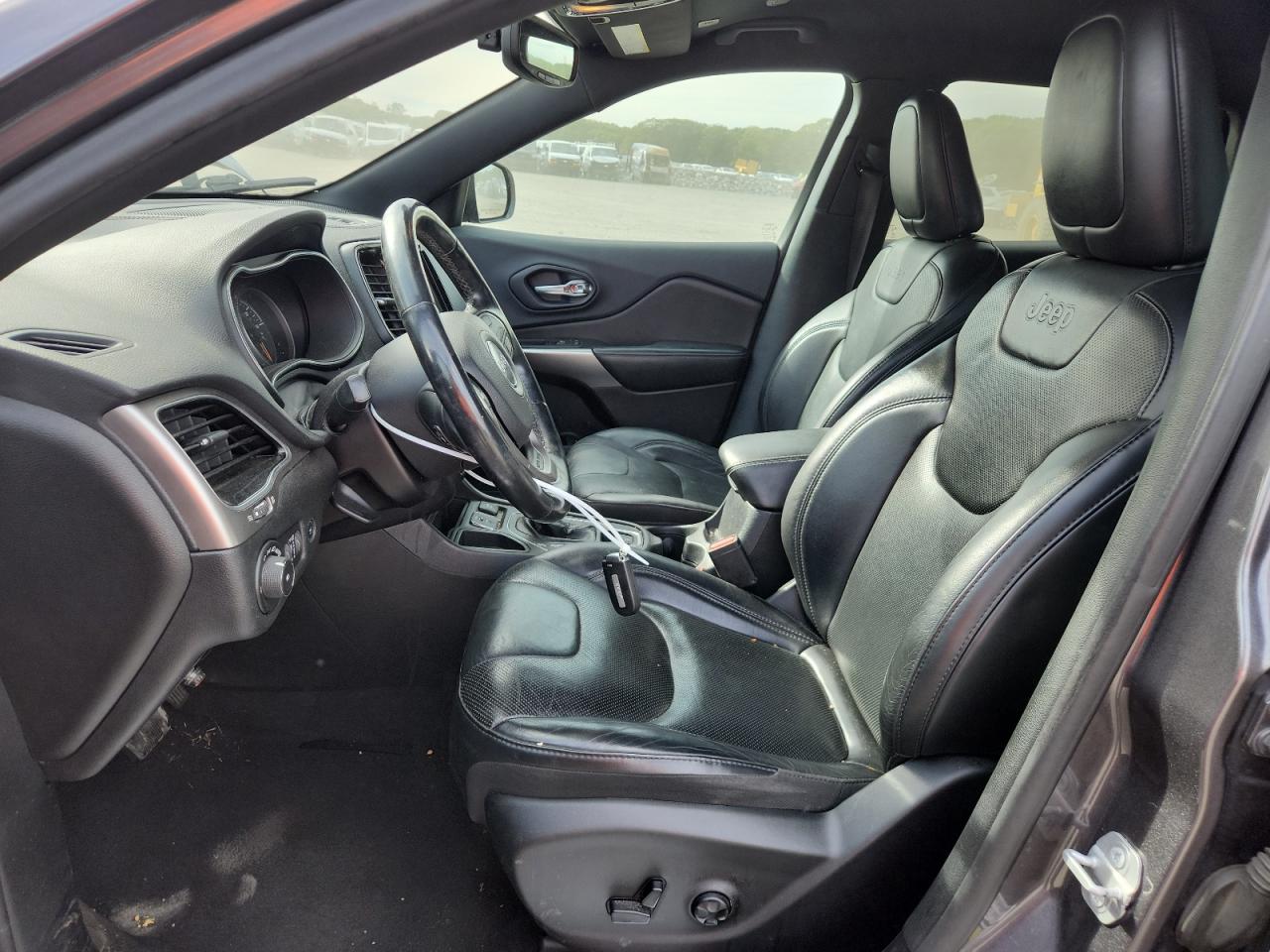 2019 Jeep Cherokee Limited VIN: 1C4PJLDN7KD370103 Lot: 80406065