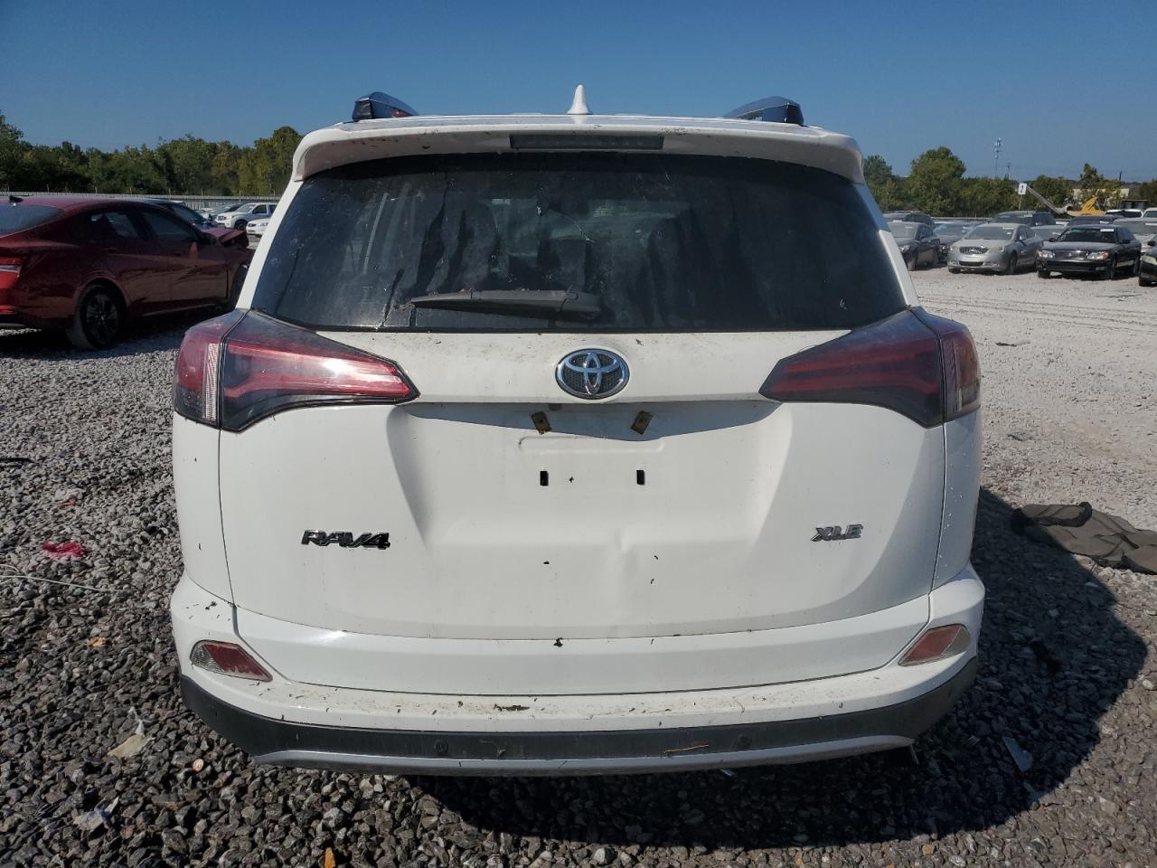 2017 Toyota Rav4 Xle VIN: JTMWFREV2HJ719726 Lot: 80182695