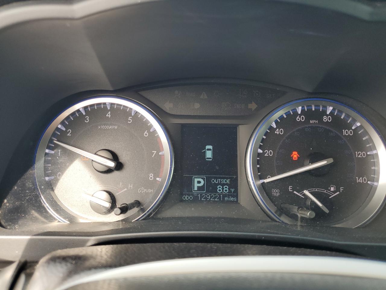 2016 Toyota Highlander Le VIN: 5TDBKRFH4GS298516 Lot: 81642605