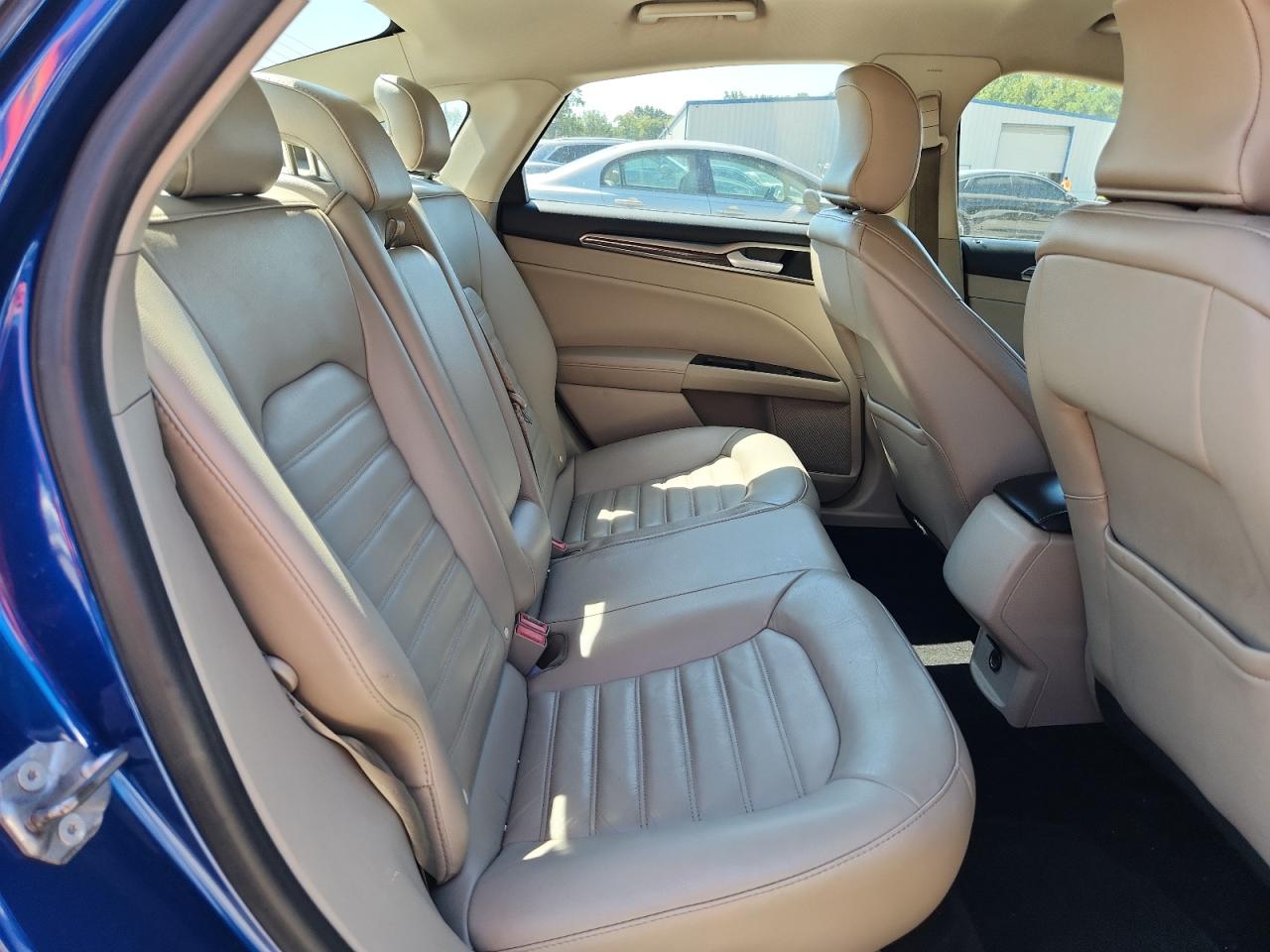 2017 Ford Fusion Se VIN: 3FA6P0HD5HR356166 Lot: 71235705