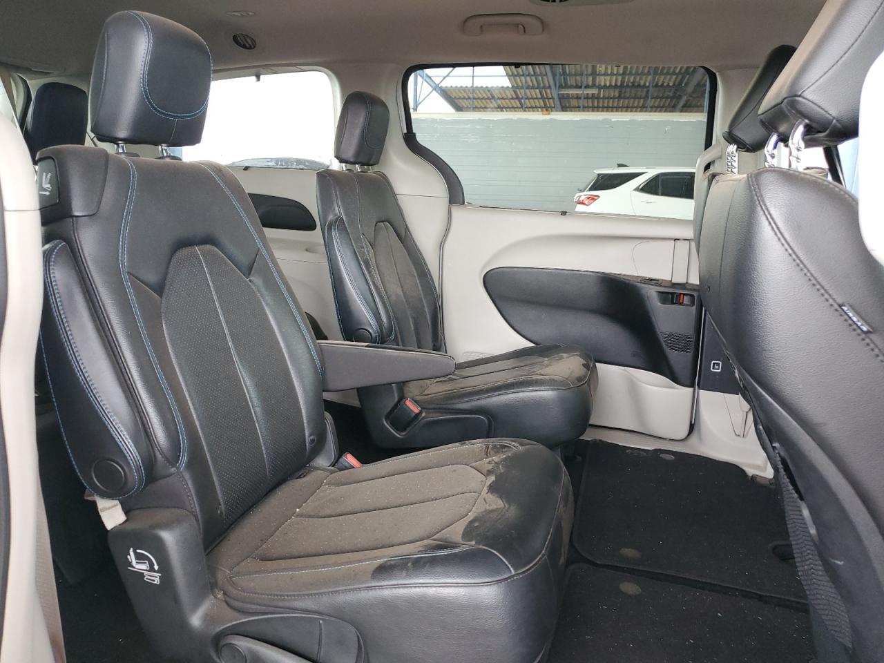 2021 Chrysler Pacifica Touring L VIN: 2C4RC1BG0MR533816 Lot: 81242585