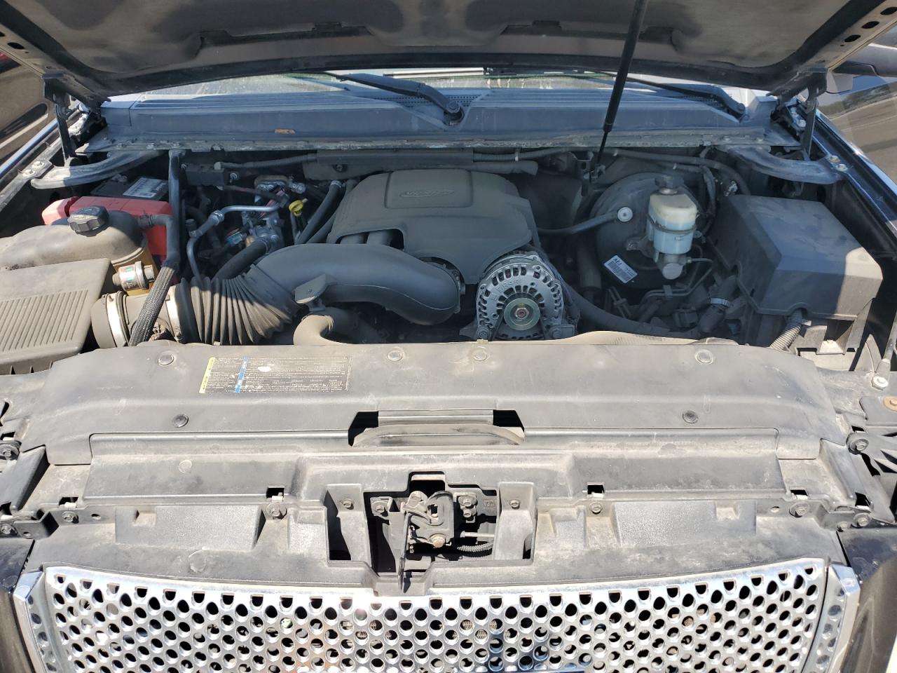 2007 GMC Yukon Denali VIN: 1GKFK638X7J137884 Lot: 72099155