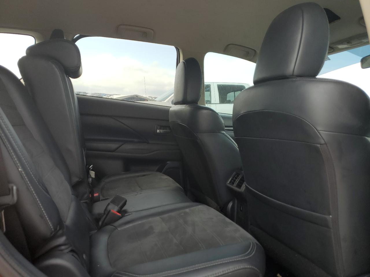 2019 Mitsubishi Outlander Se VIN: JA4AD3A36KZ044340 Lot: 71881495